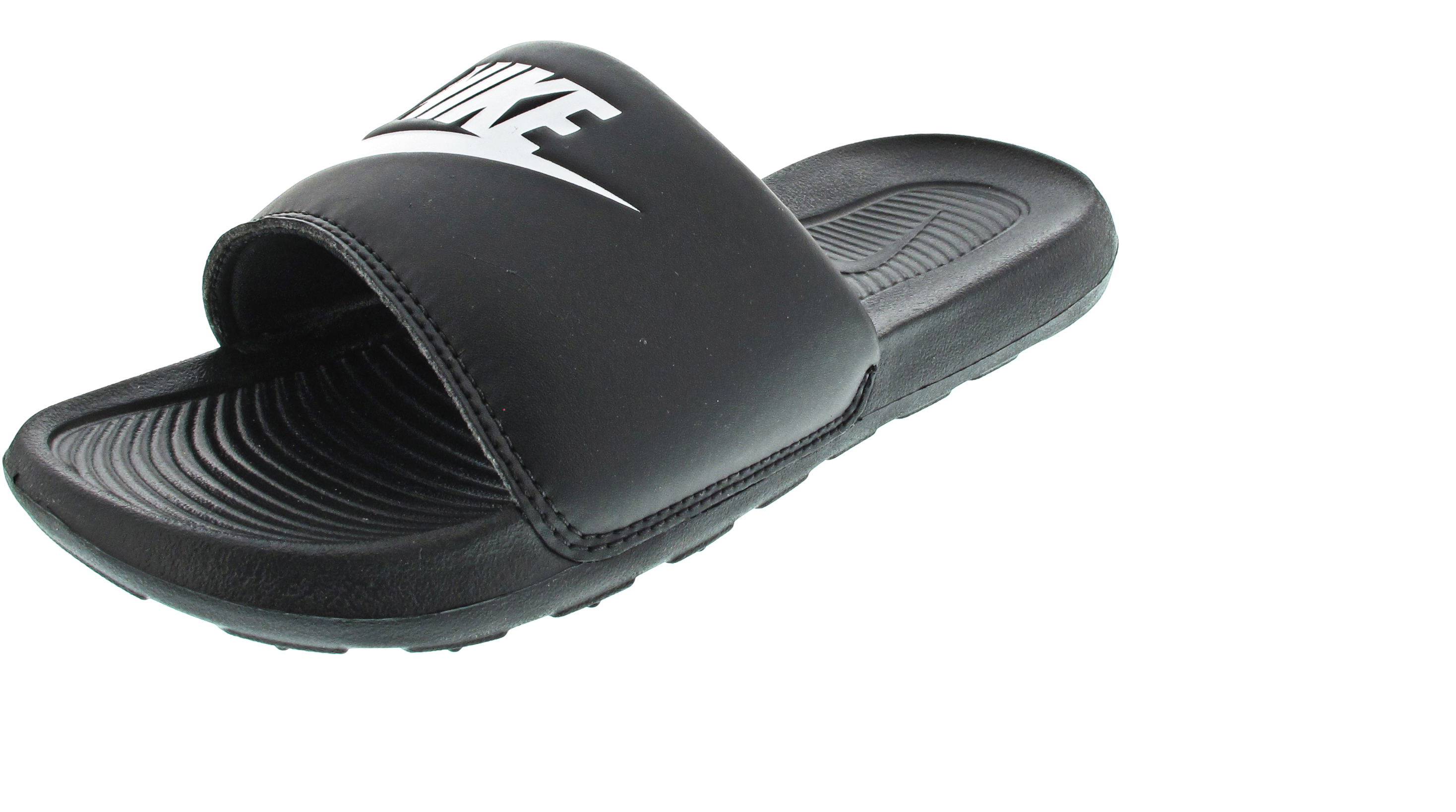 Nike Victori One