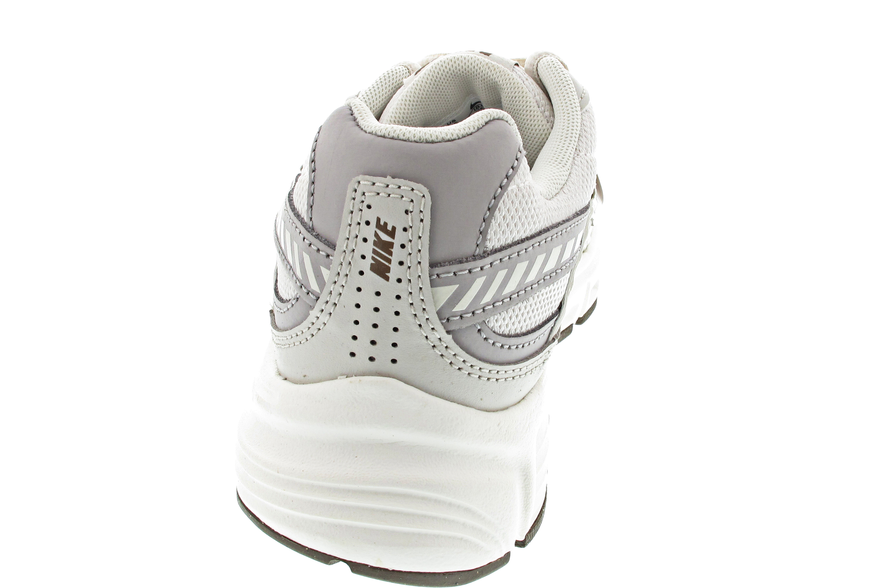 Nike Initiator